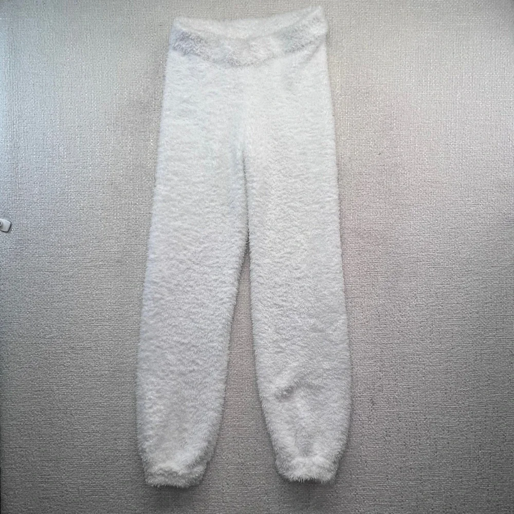 Aritzia The Group Babaton Fuzzy Cozy Lounge Joggers White Women's Size Small